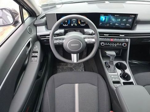 New 2026 Hyundai Sonata SE FWD image 3