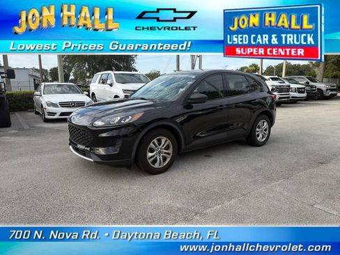 Used 2020 Ford Escape S FWD image 2