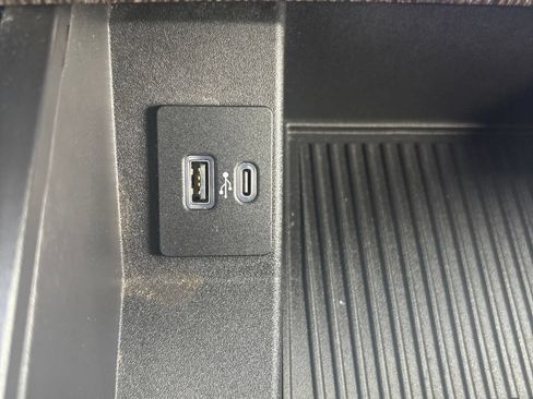 Used 2020 Ford F450 Lariat w/ Lariat Value Package AWD/4WD image 43