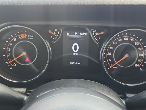 Used 2023 Jeep Wrangler Unlimited Sport AWD/4WD image 18