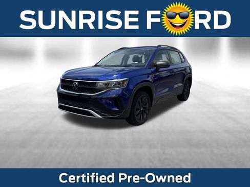 Used 2023 Volkswagen Taos S FWD image 1