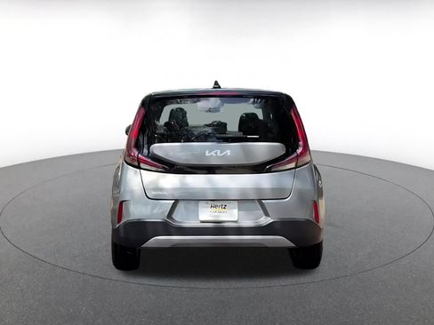 Used 2025 Kia Soul LX w/ LX Technology Package FWD image 12