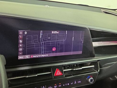 Certified 2024 Kia Niro Wind FWD image 16