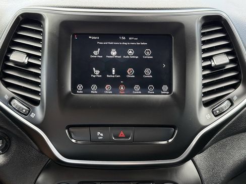 Used 2019 Jeep Cherokee Latitude Plus w/ Cold Weather Group image 30