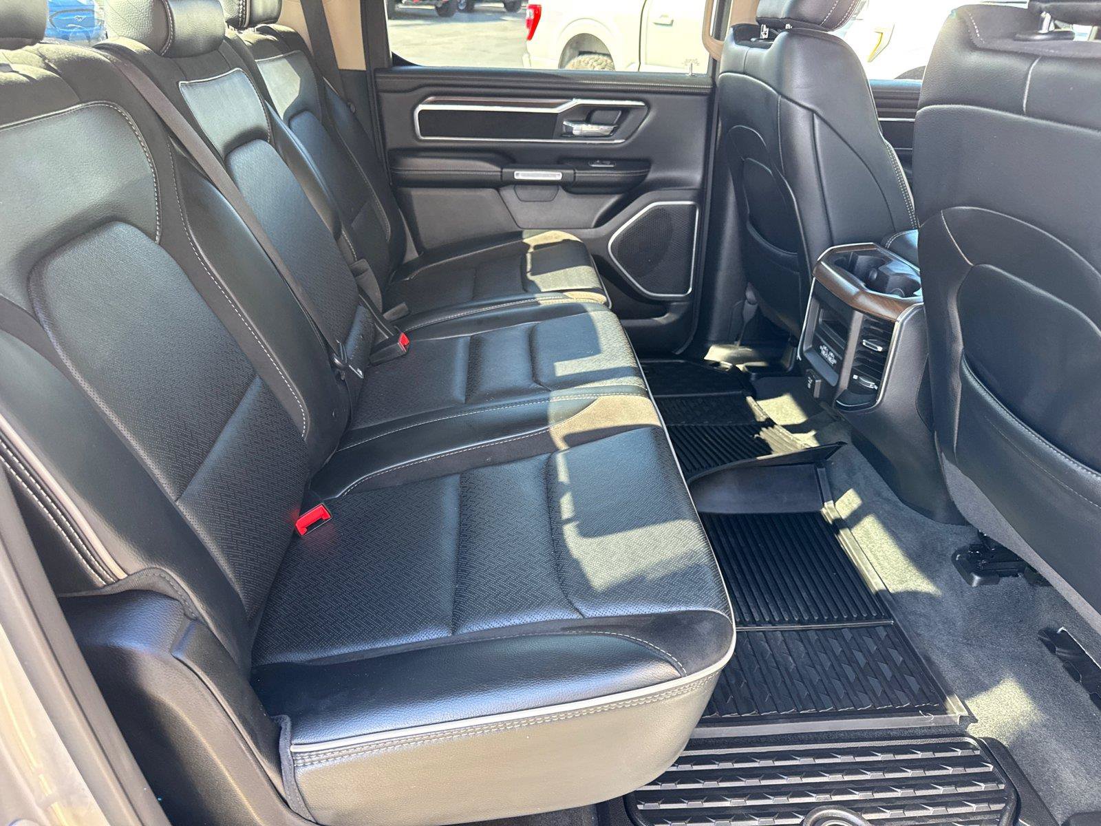 Used 2021 RAM 1500 Laramie AWD/4WD image 16