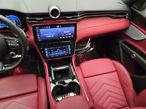 New 2025 Maserati Grecale Modena image 20