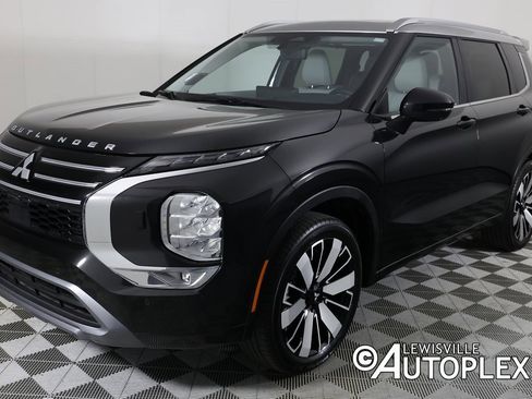 Used 2025 Mitsubishi Outlander AWD image 9