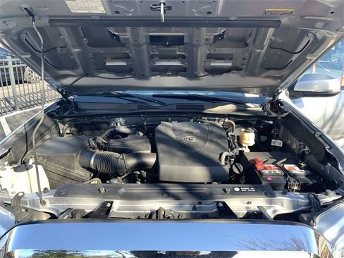 Certified 2016 Toyota Tacoma TRD Sport image 16