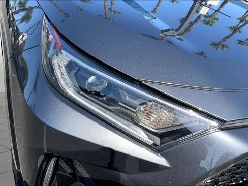 Used 2021 Toyota RAV4 XSE w/ Weather Package AWD/4WD image 27