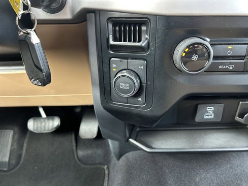 Certified 2023 Ford F150 XLT image 22