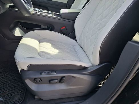 New 2026 Volkswagen Atlas Cross Sport SEL Premium R-Line image 10