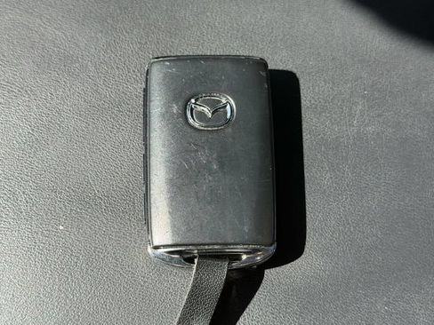 Used 2021 MAZDA MAZDA3 s AWD/4WD image 23