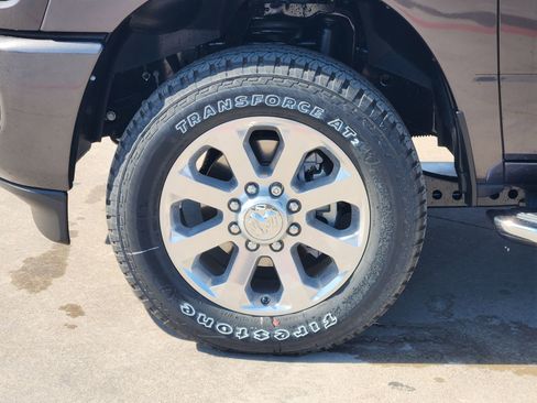 New 2026 RAM 2500 Laramie w/ Sport Appearance Package AWD/4WD image 11