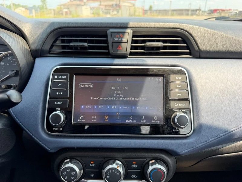 Used 2024 Nissan Versa SV FWD image 11