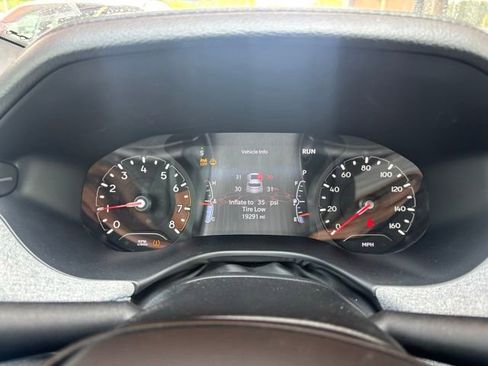 Used 2024 Jeep Compass Latitude AWD/4WD image 13
