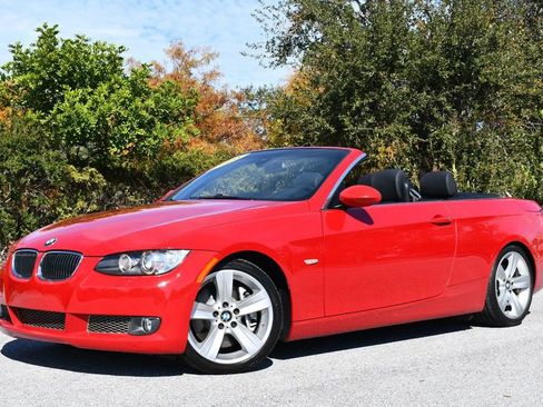 Used 2008 BMW 335i Convertible image 22