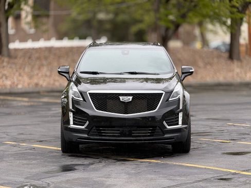 Used 2022 Cadillac XT5 Sportv w/ Technology Package AWD/4WD image 2
