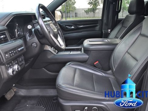 Used 2021 GMC Yukon Denali w/ Denali Ultimate Package AWD/4WD image 10