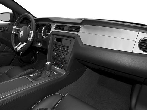 Used 2014 Ford Mustang Coupe RWD image 17