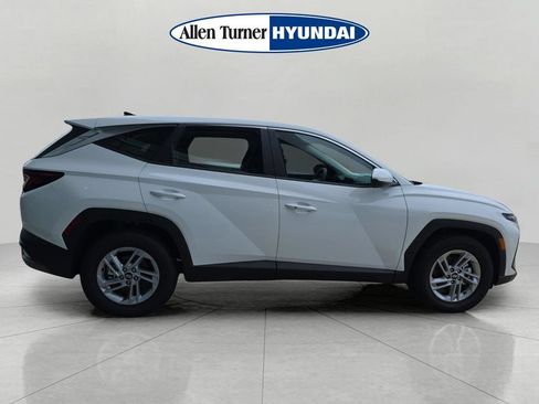 New 2026 Hyundai Tucson SE FWD image 6