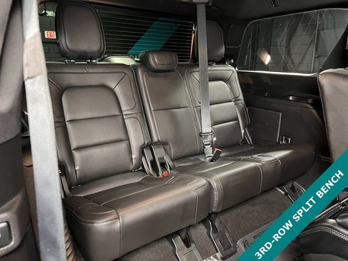 Used 2018 Lincoln Navigator Reserve w/ Technology Package image 15
