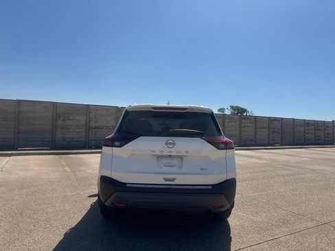 Used 2023 Nissan Rogue SV w/ SV Premium B Package FWD image 17
