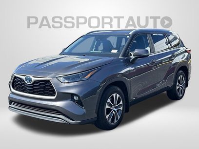 Used 2023 Toyota Highlander XLE