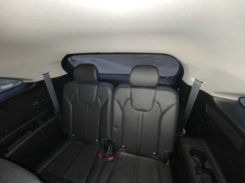 Used 2024 Kia Sorento S image 18