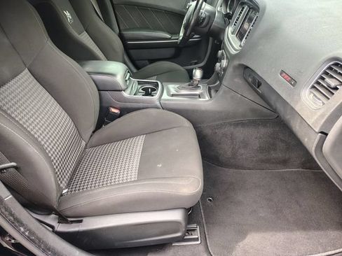 Used 2020 Dodge Charger Scat Pack RWD image 27