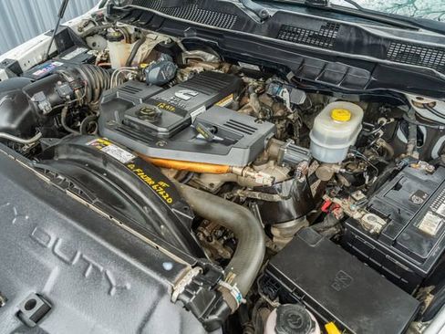 Used 2015 RAM 2500 Tradesman w/ Chrome Appearance Group image 15