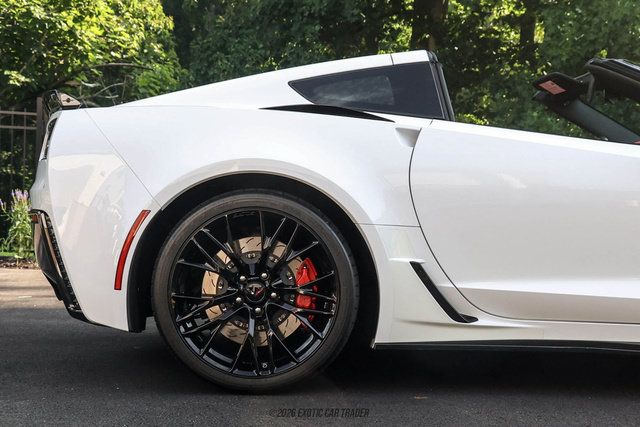 Used 2016 Chevrolet Corvette Z06 w/ 2LZ Preferred Equipment Group RWD image 10
