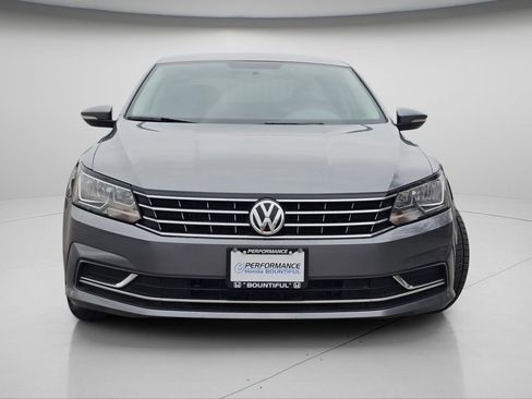 Used 2018 Volkswagen Passat 2.0T S image 3