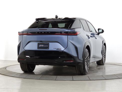 Used 2024 Lexus RZ 450e Premium image 11