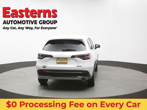 Used 2023 Honda HR-V Sport image 37