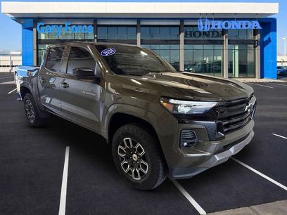Used 2024 Chevrolet Colorado Z71 w/ Z71 Convenience Package 2