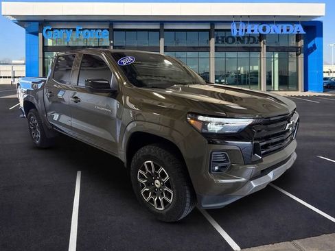 Used 2024 Chevrolet Colorado Z71 w/ Z71 Convenience Package 2 AWD/4WD image 1
