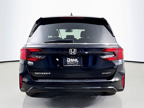 Used 2025 Honda Odyssey Sport-L image 12