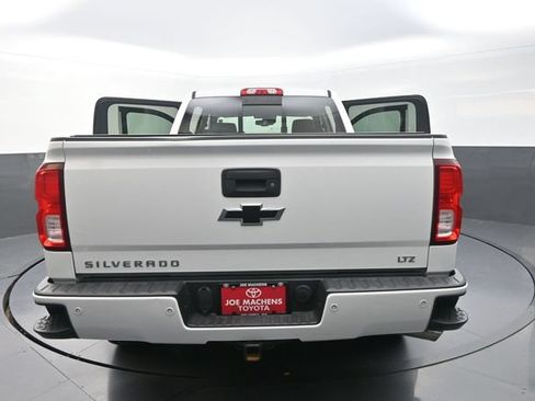 Used 2018 Chevrolet Silverado 1500 LTZ Z71 w/ LTZ Plus Package AWD/4WD image 44