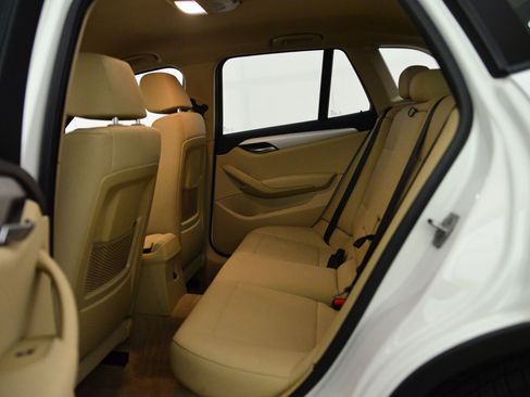 Used 2015 BMW X1 xDrive28i image 11