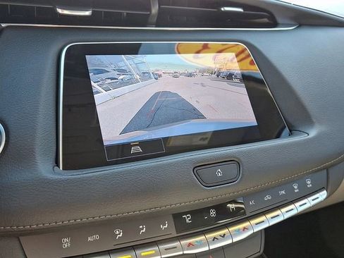 Used 2023 Cadillac XT4 Luxury FWD image 28