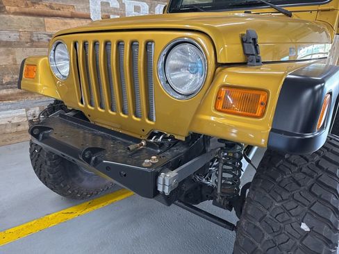 Used 2003 Jeep Wrangler Rubicon image 13