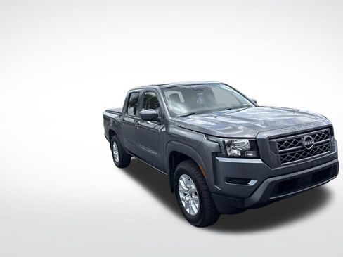 Certified 2022 Nissan Frontier SV w/ Technology Package RWD image 8