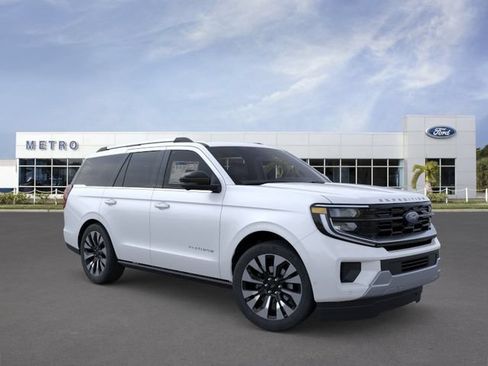 New 2026 Ford Expedition Platinum w/ Driver's Package AWD/4WD image 7