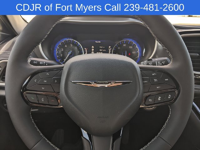 New 2026 Chrysler Pacifica Select FWD image 21