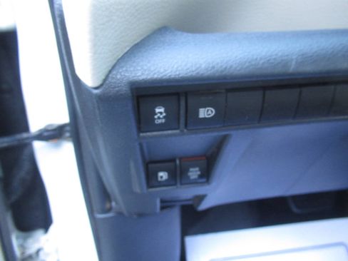 Used 2021 Toyota Sienna XLE AWD/4WD image 21