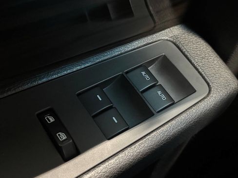 Used 2019 Ford Flex SEL image 31