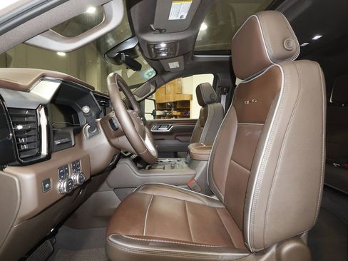 Certified 2025 GMC Sierra 2500 Denali w/ Denali Reserve Package image 24