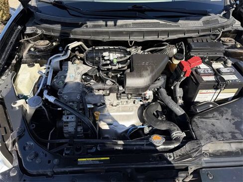 Used 2013 Nissan Rogue SV image 25