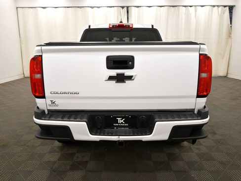 Used 2017 Chevrolet Colorado Z71 AWD/4WD image 6