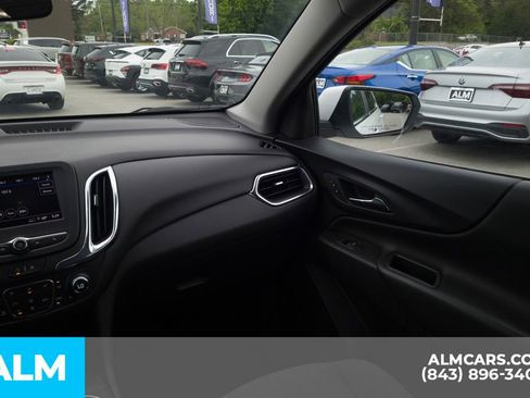 Used 2024 Chevrolet Equinox LT image 20